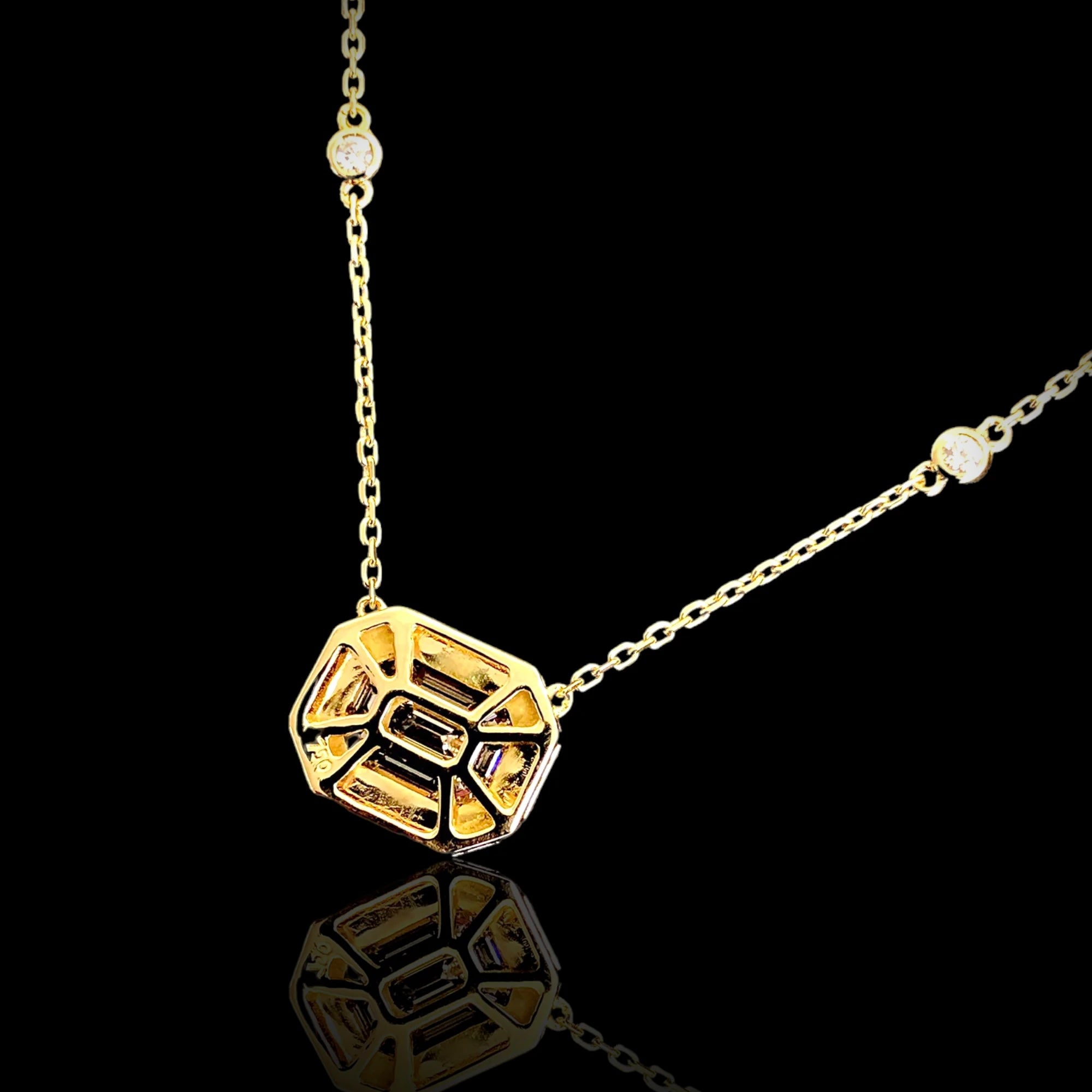 Emerald Diamond Necklace