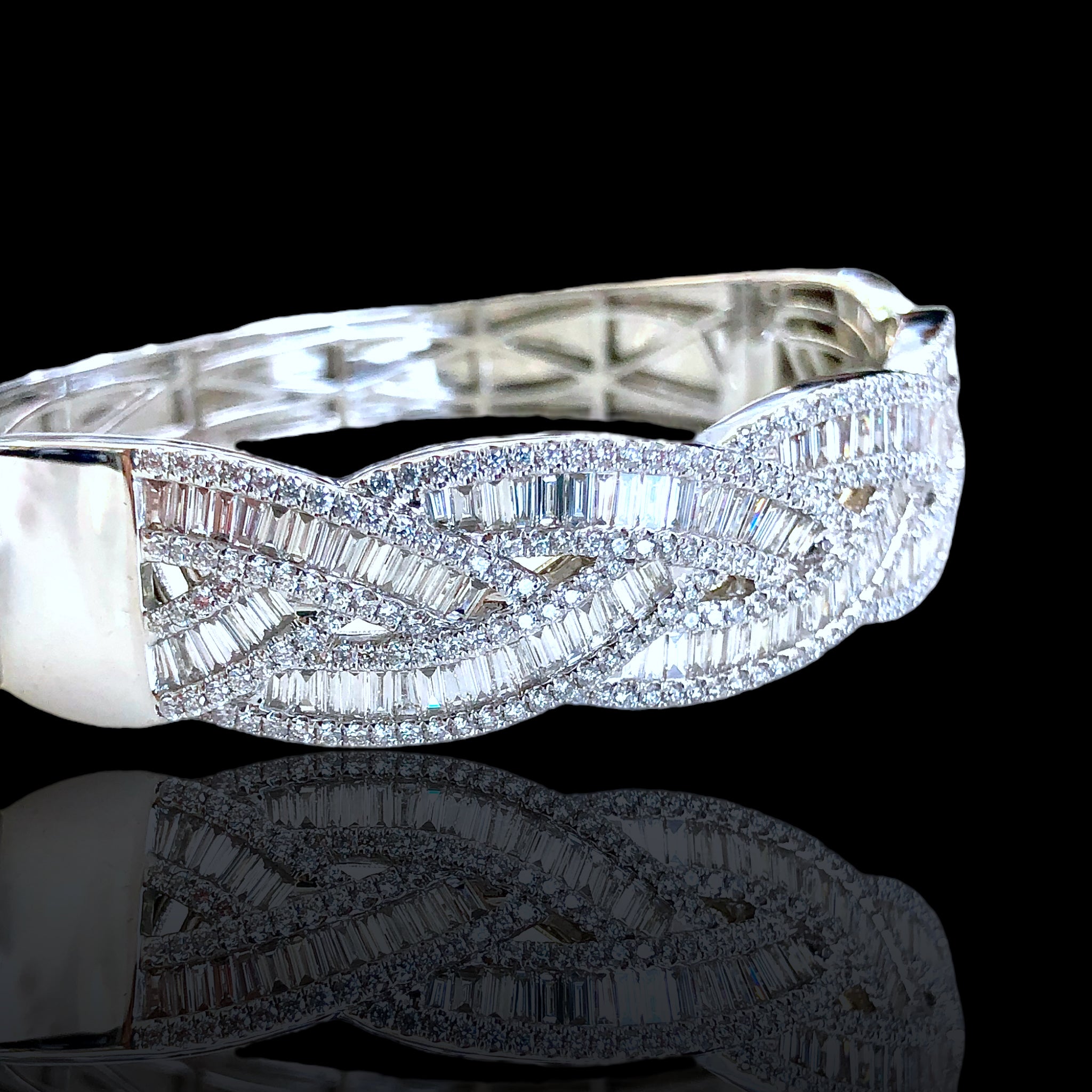 Intertwine Twist Diamond Bangle
