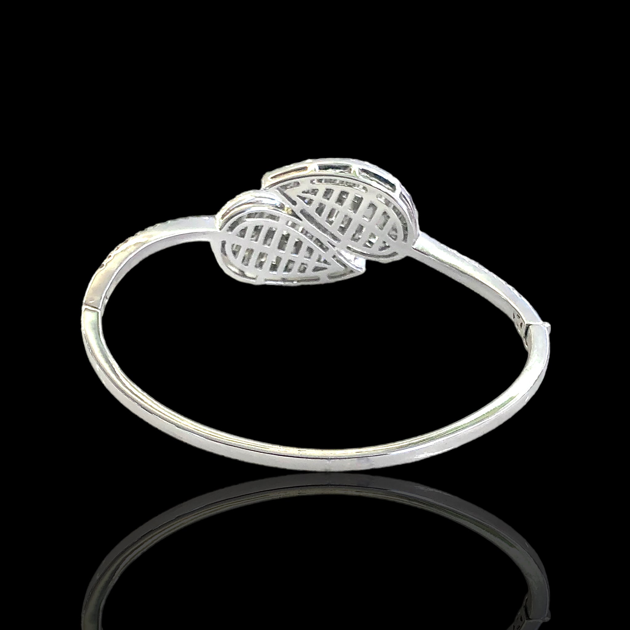 The Leaf Diamond Bangle