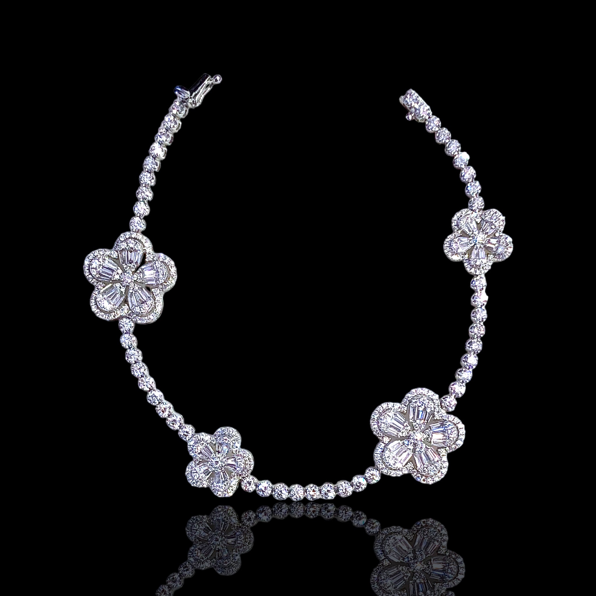 Flower Baguette x Round Tennis Bracelet