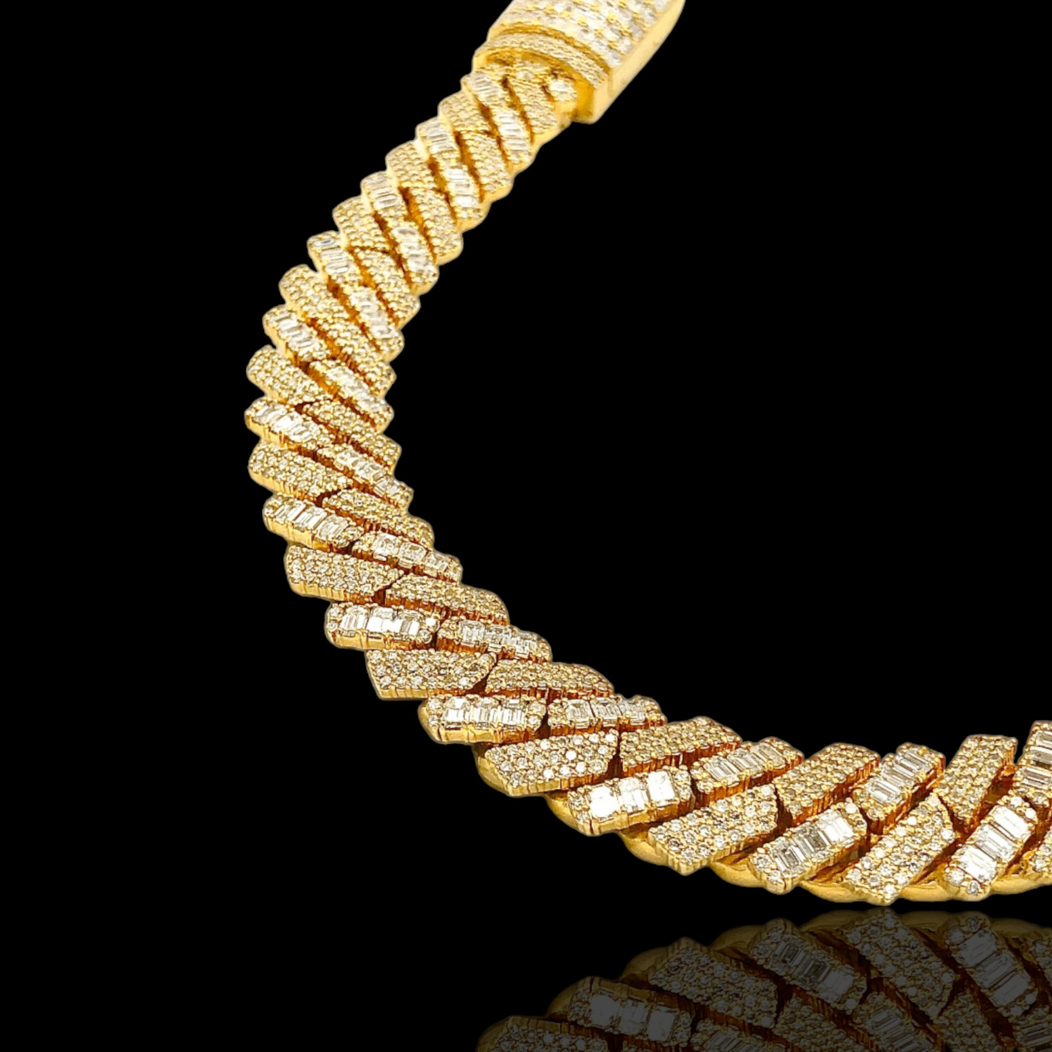 Emerald x Round Diamond Miami Cuban