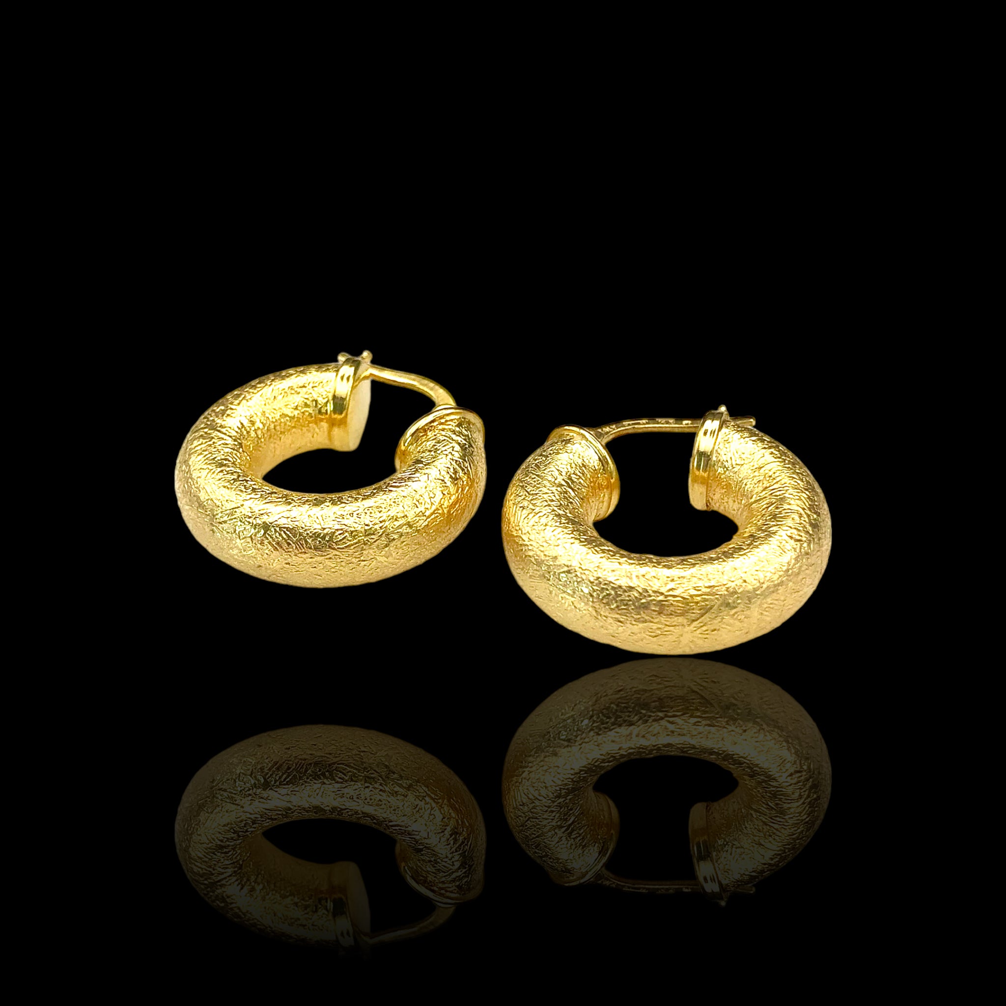 Thick Plain Gold Hoop Earrings