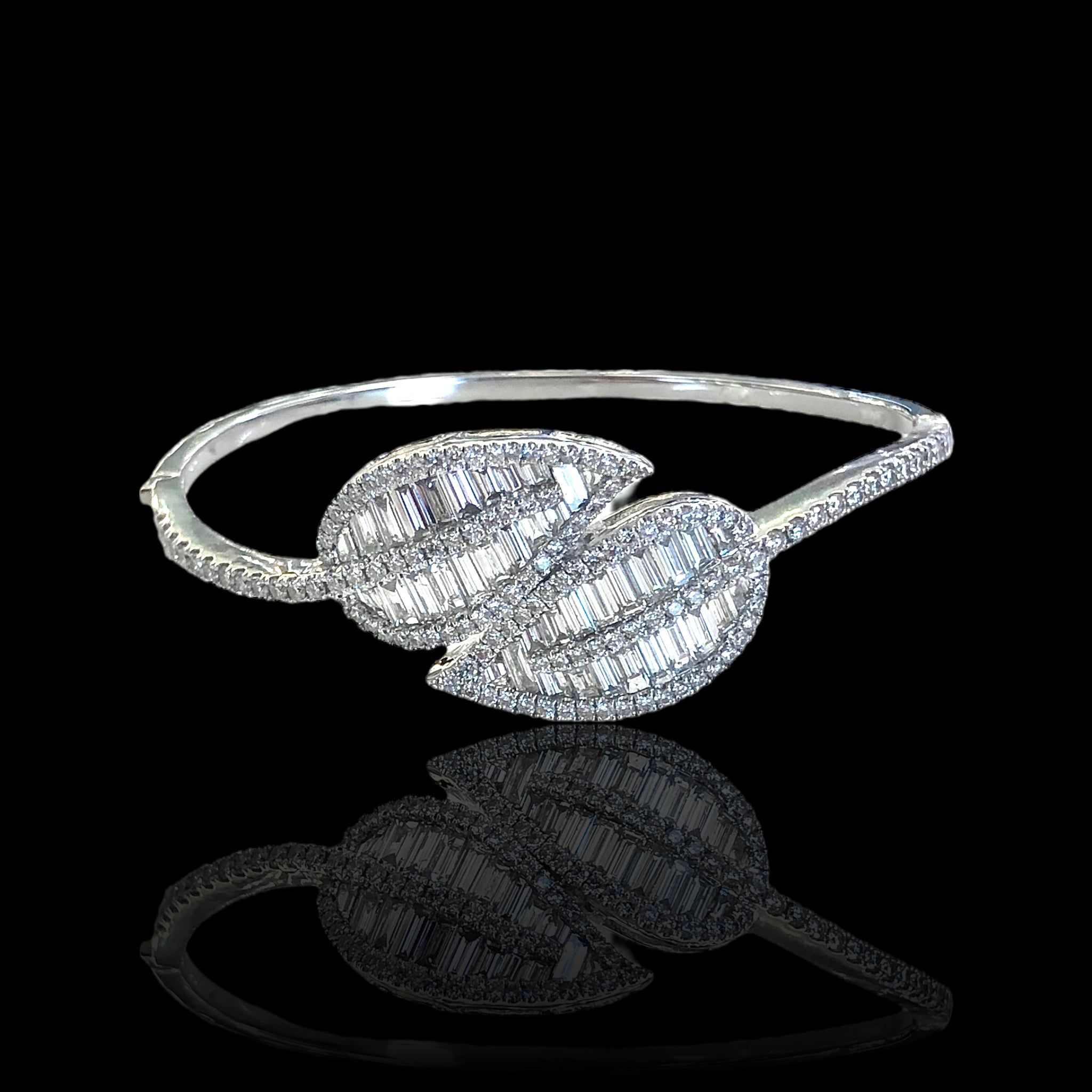 The Leaf Diamond Bangle