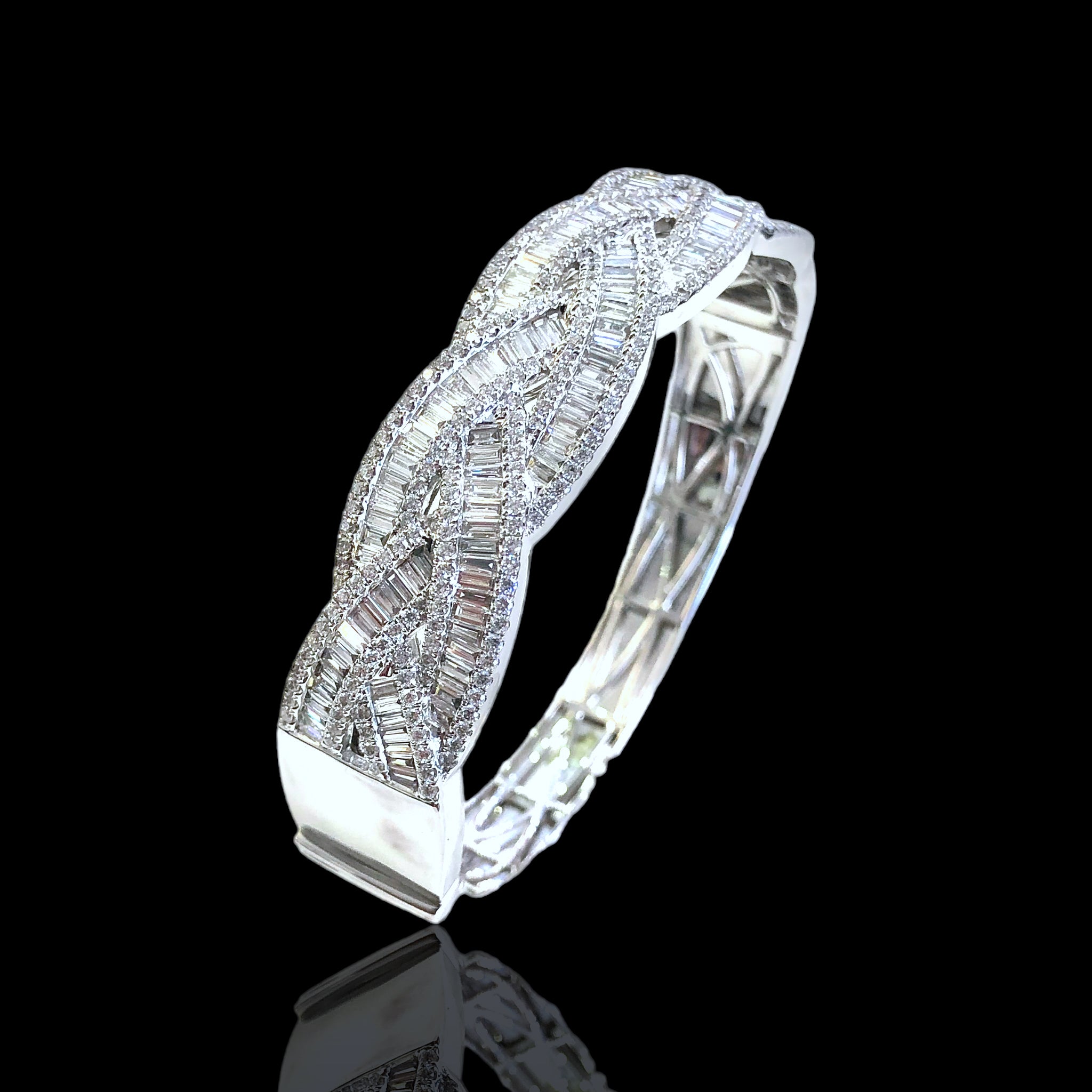 Intertwine Twist Diamond Bangle